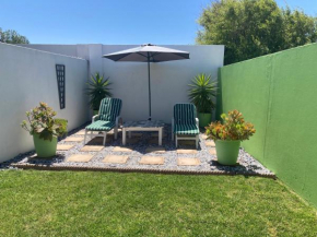 Palm and Pebbles self catering cottages Paternoster